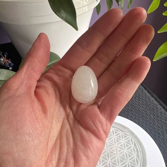 Quartz Crystal Egg Carving Meditation Stone‎ (#2) - Picture 2 of 9